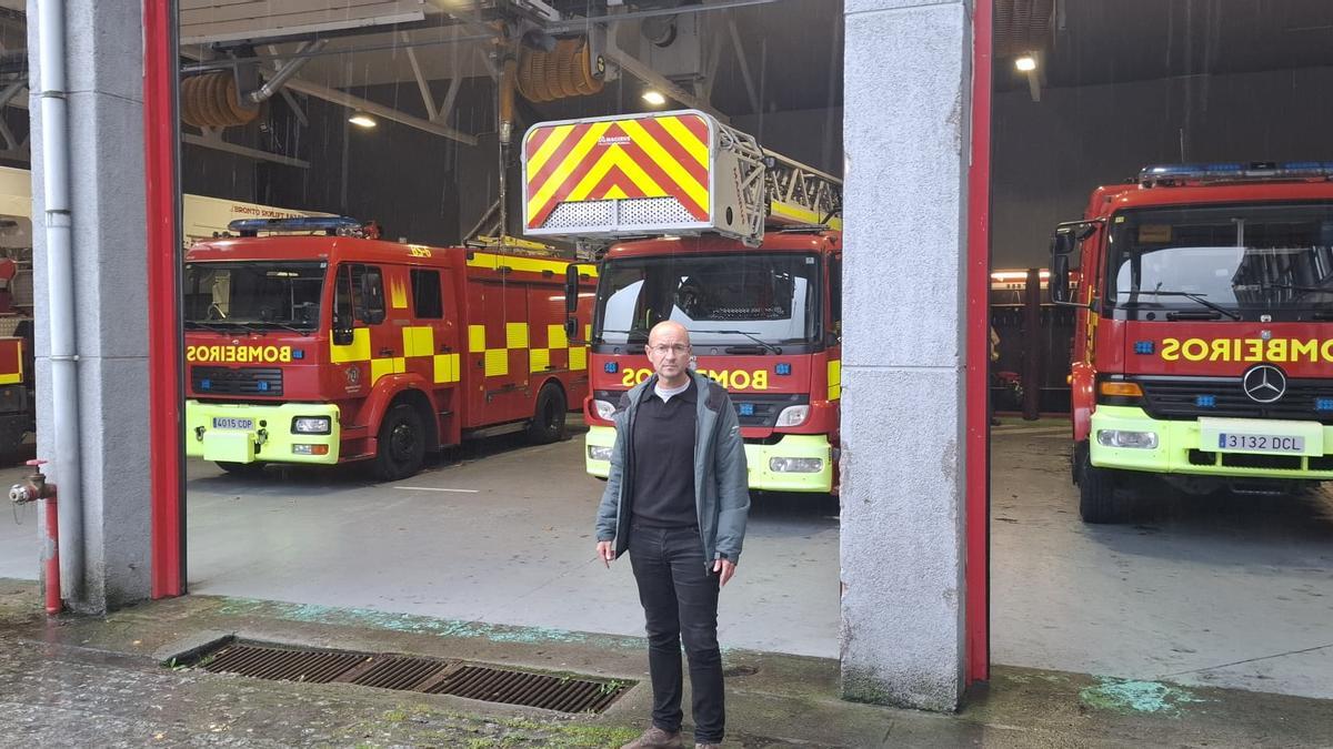 Gonzalo Muíños este venres no parque de bombeiros
