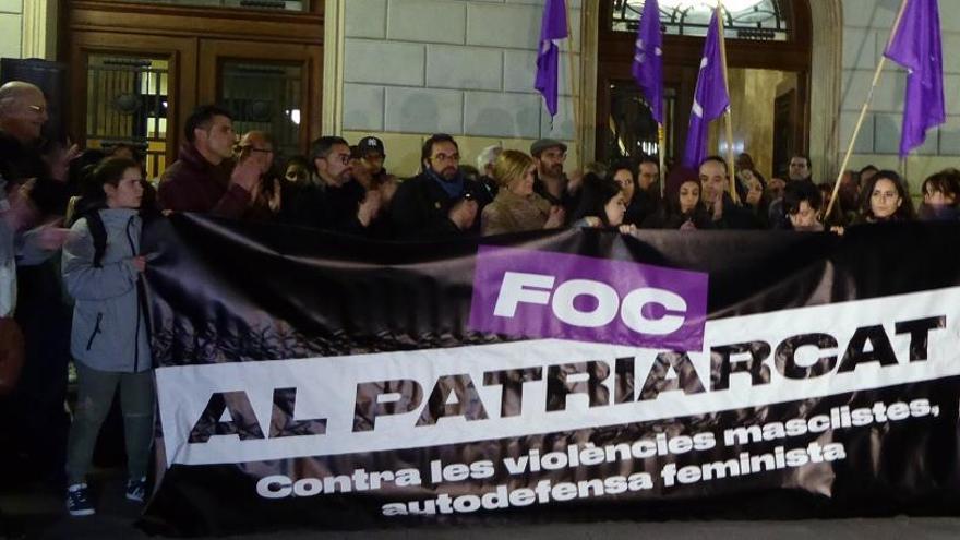 Concentración contra la agresión sexual en Sabadell.