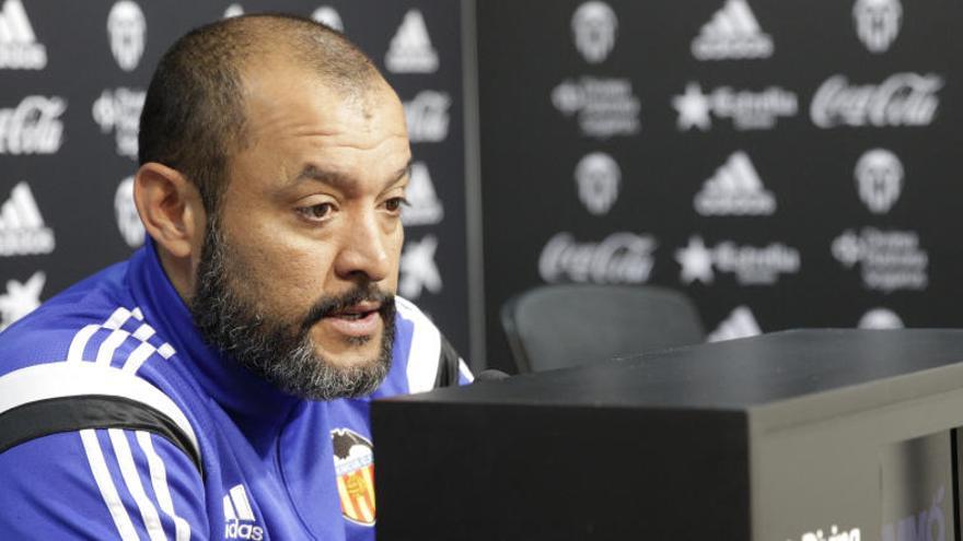 Nuno: &quot;Estamos demostrando que queremos ganar cada partido&quot;