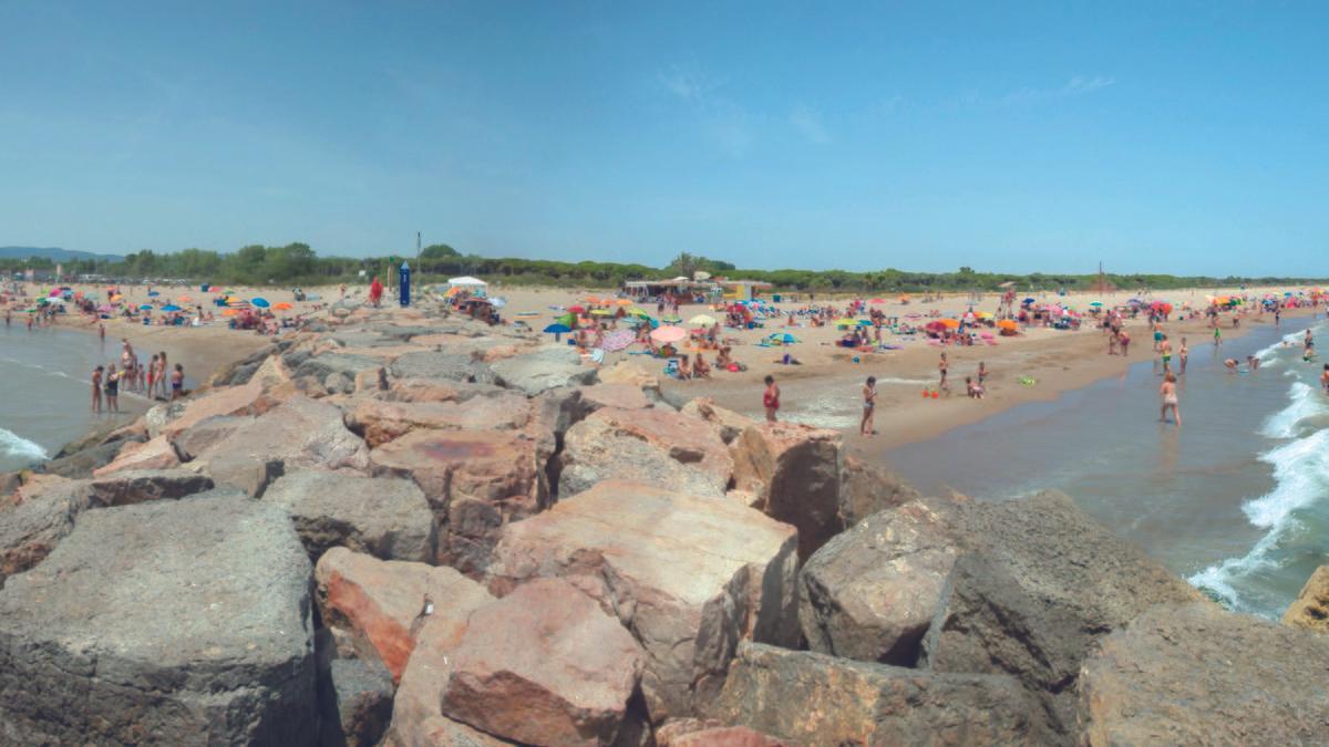 Playa de Viladecans en una imagen de archivo