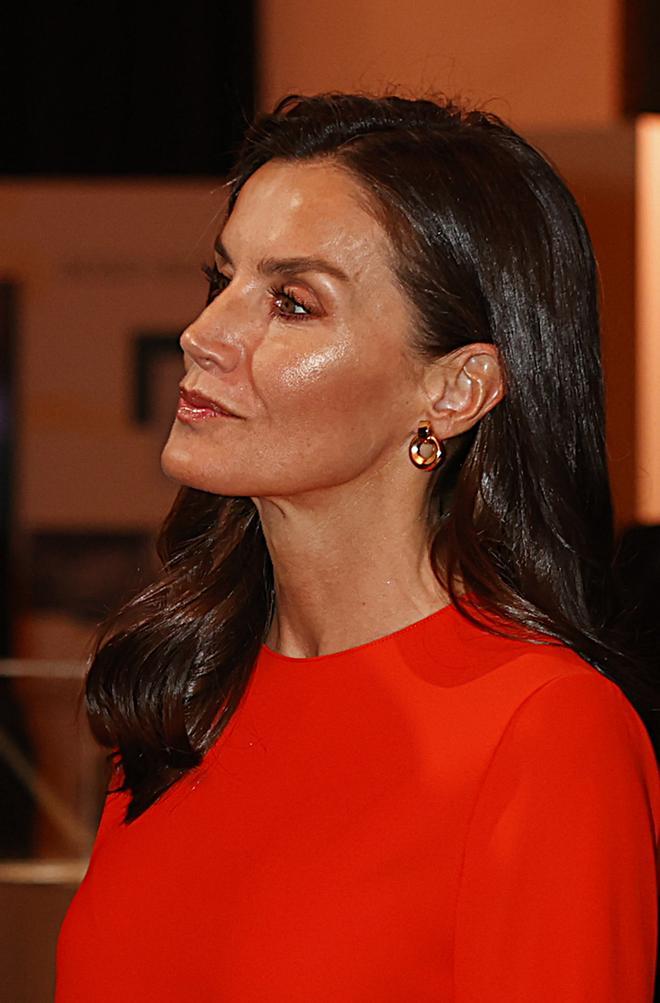 La reina Letizia con pendientes de CXC