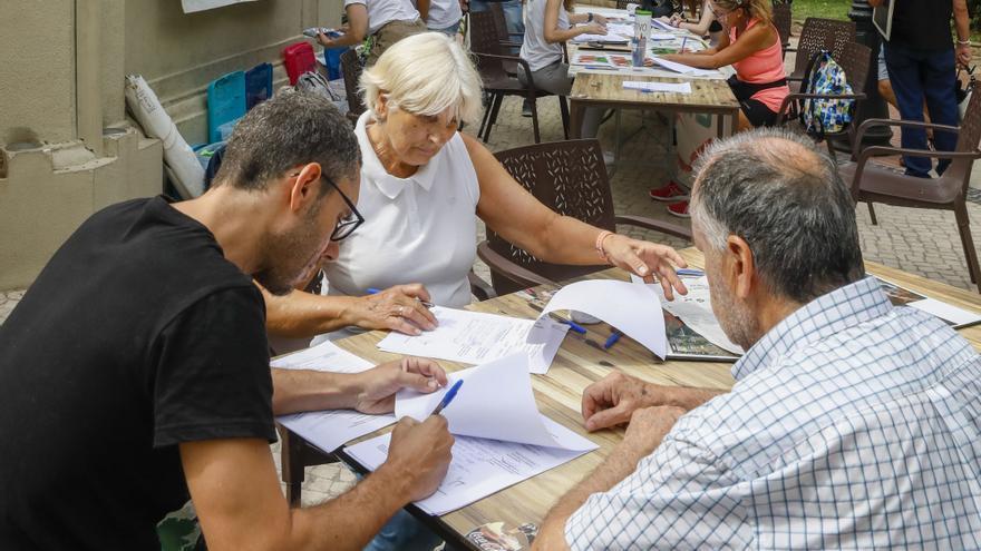 La Agrupación Vecinal de Cáceres pospone sin fecha la asamblea sobre la mina