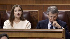 El PP defensa els seus pactes amb Vox pel veto dels socialistes