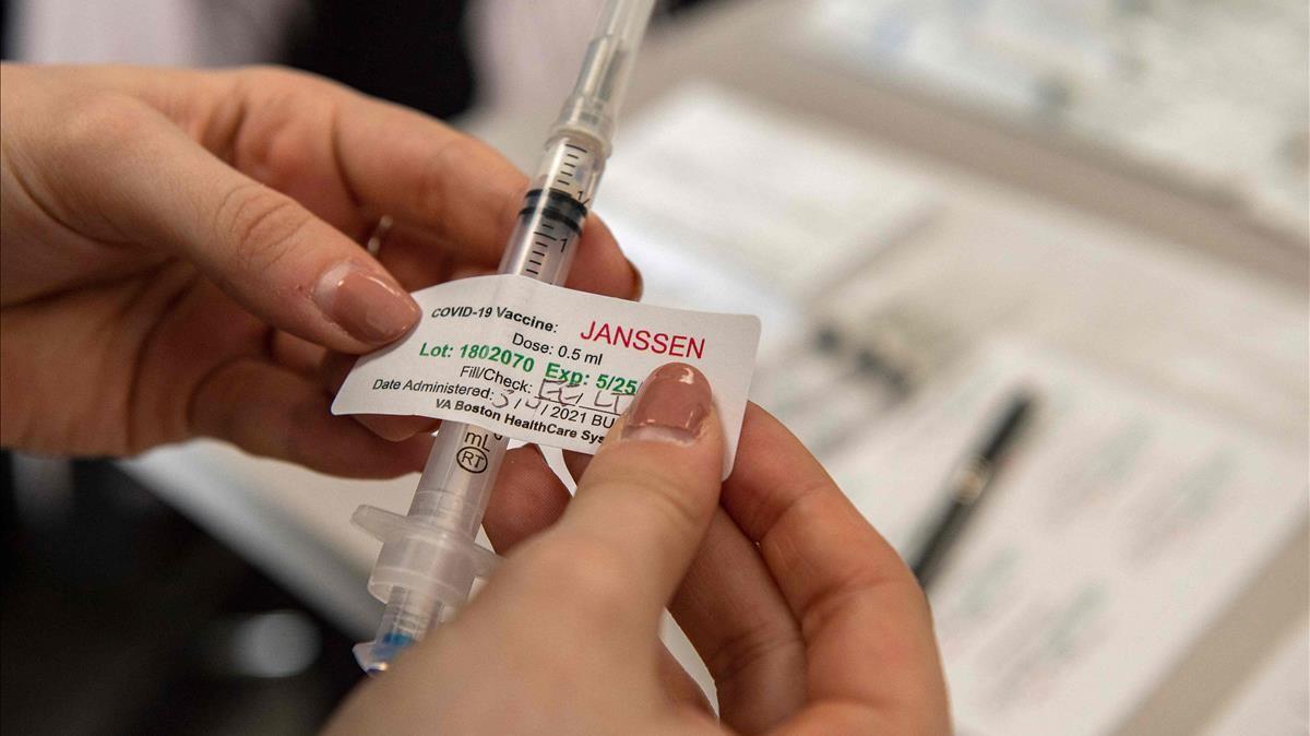 Una dosis de la vacuna de la farmacéutica Janssen, perteneciente a la multinacional Johnson&amp;Johnson, el pasado día 4.