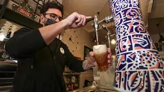 La palabra 'birra', elegida neologismo del año 2022 en catalán