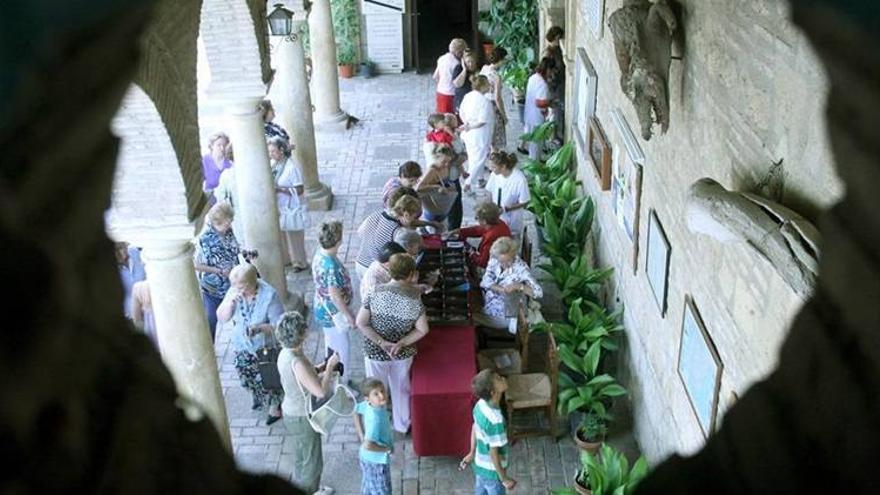 El Ayuntamiento y las cofradías organizan la Velá de la Fuensanta sin los vecinos