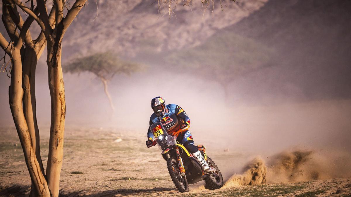 Edgar Canet (Red Bull KTM) ha ganado la primera etapa del Dakar 2026, disputada en Yanbu (Arabia Saudí), tras ser sancionado Branch