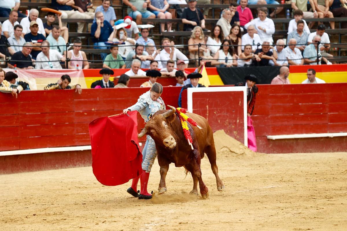Corrida de toros mixta de la Feria de Julio con Román, Nek Romero y la novillera Olga Casado