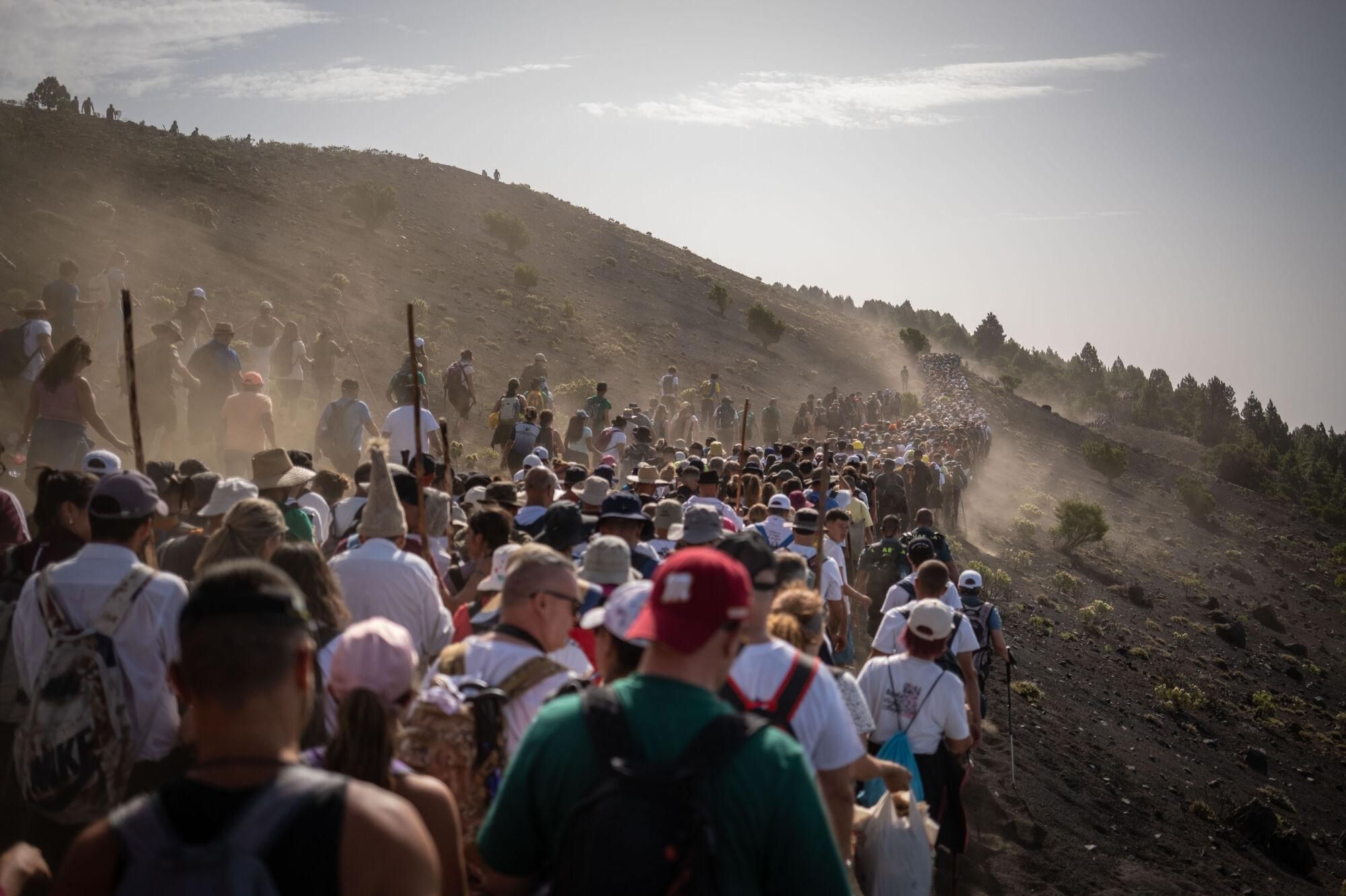 Bajada de la Virgen de Los Reyes en el Hierro