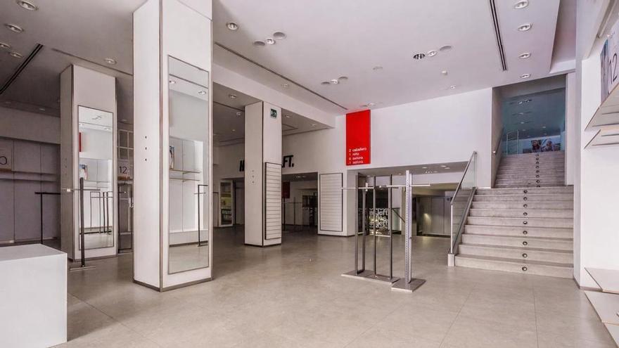 Los promotores de Breogan Park compran a Inditex el histórico bajo de Zara en la calle Torreiro
