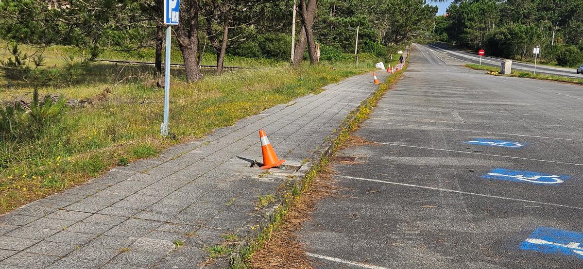 La zona de Raeiros, donde han empezado a eliminar las viejas farolas.