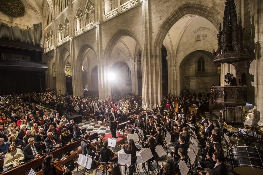 Concierto de Navidad de la orquesta de la Universidad de Oviedo en la Catedral