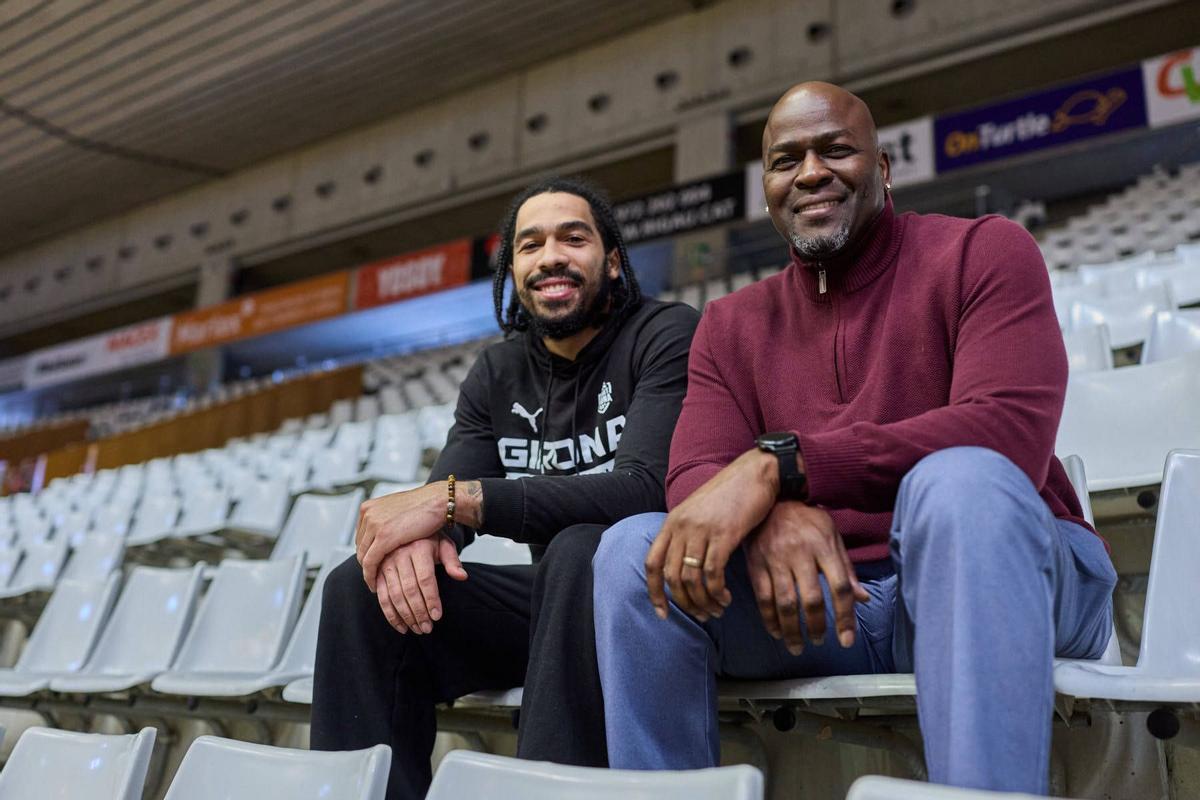 Los Otis Livingston en la grada de Fontajau.