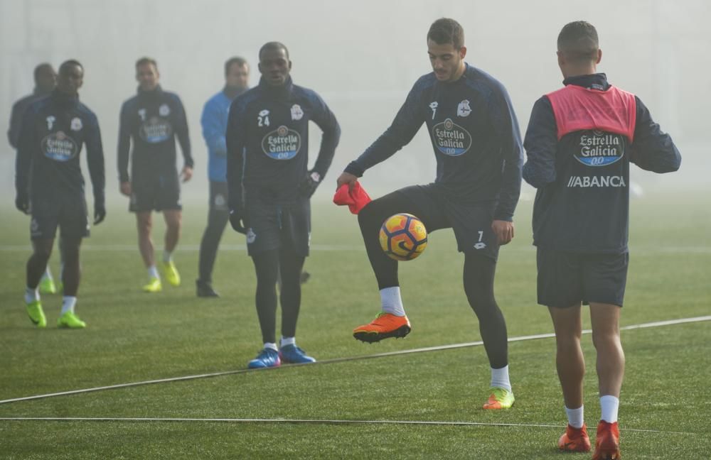 El Dépor trabaja tras el batacazo ante el Alavés