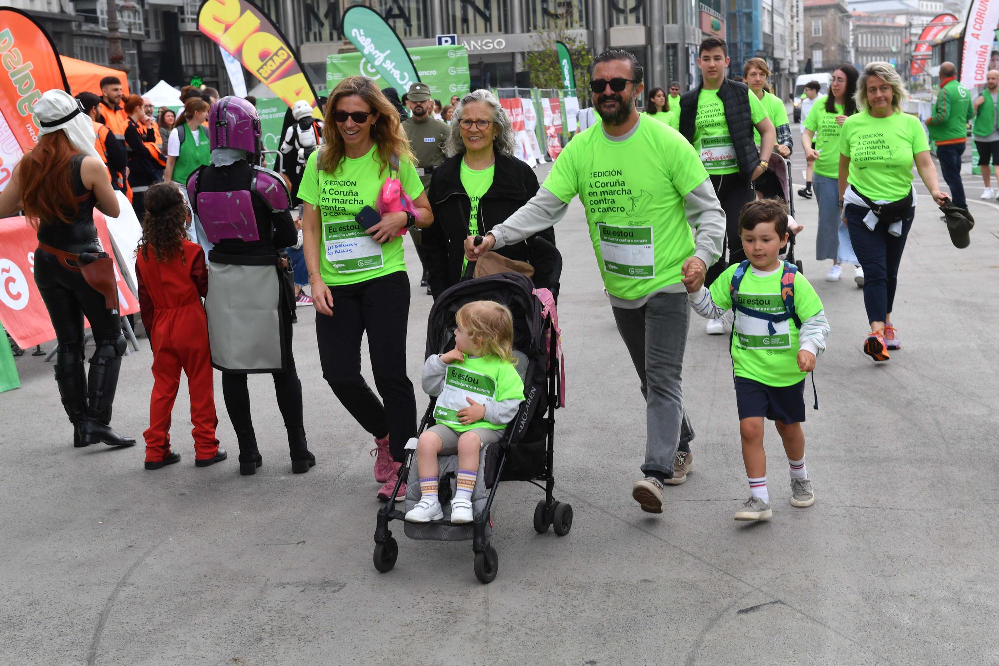 Más de 2.400 participantes en la Andaina Solidaria Contra o Cancro en A Coruña