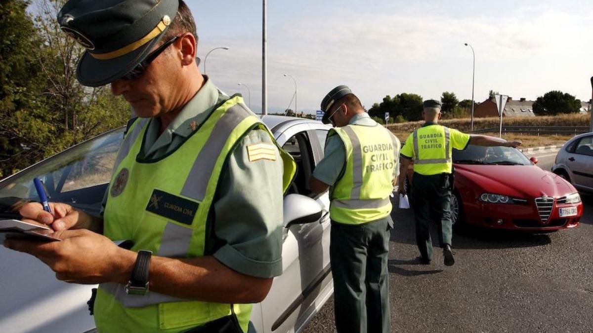 La Guardia Civil realiza controles en las carreteras