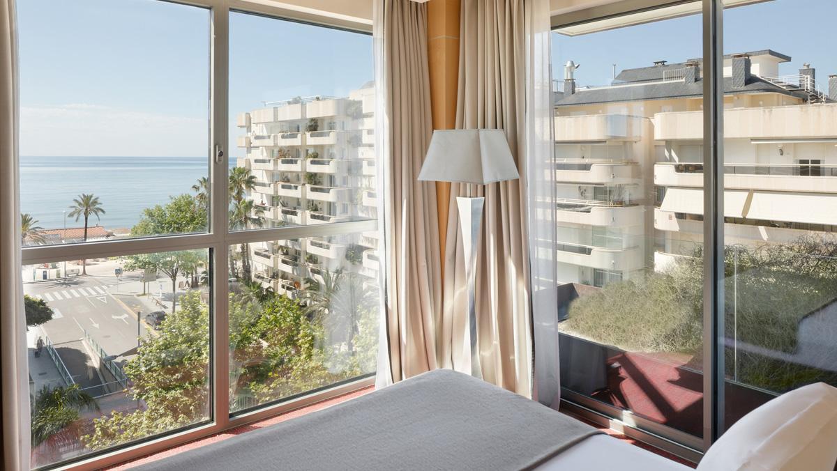 Junior Suite con vistas al mar en el Hotel MIM Sitges