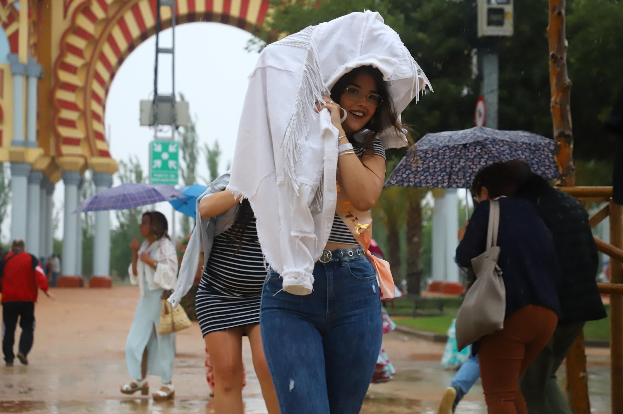 El primer día de Feria marcado por la lluvia