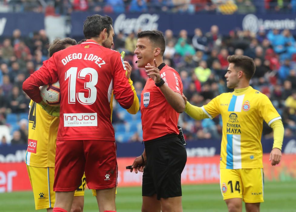 Levante UD - RCD Espanyol, en imágenes