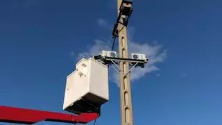 Endesa preveu tancar una anella elèctrica a Cantallops que pateix talls constants de llum en episodis de vent