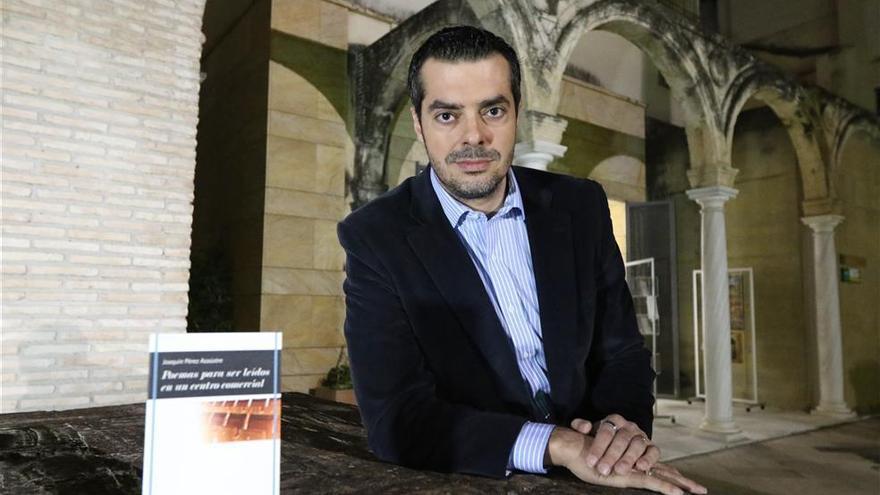 Joaquín Pérez Azaústre gana el Premio de Novela Albert Jovell con &#039;Atocha 55&#039;