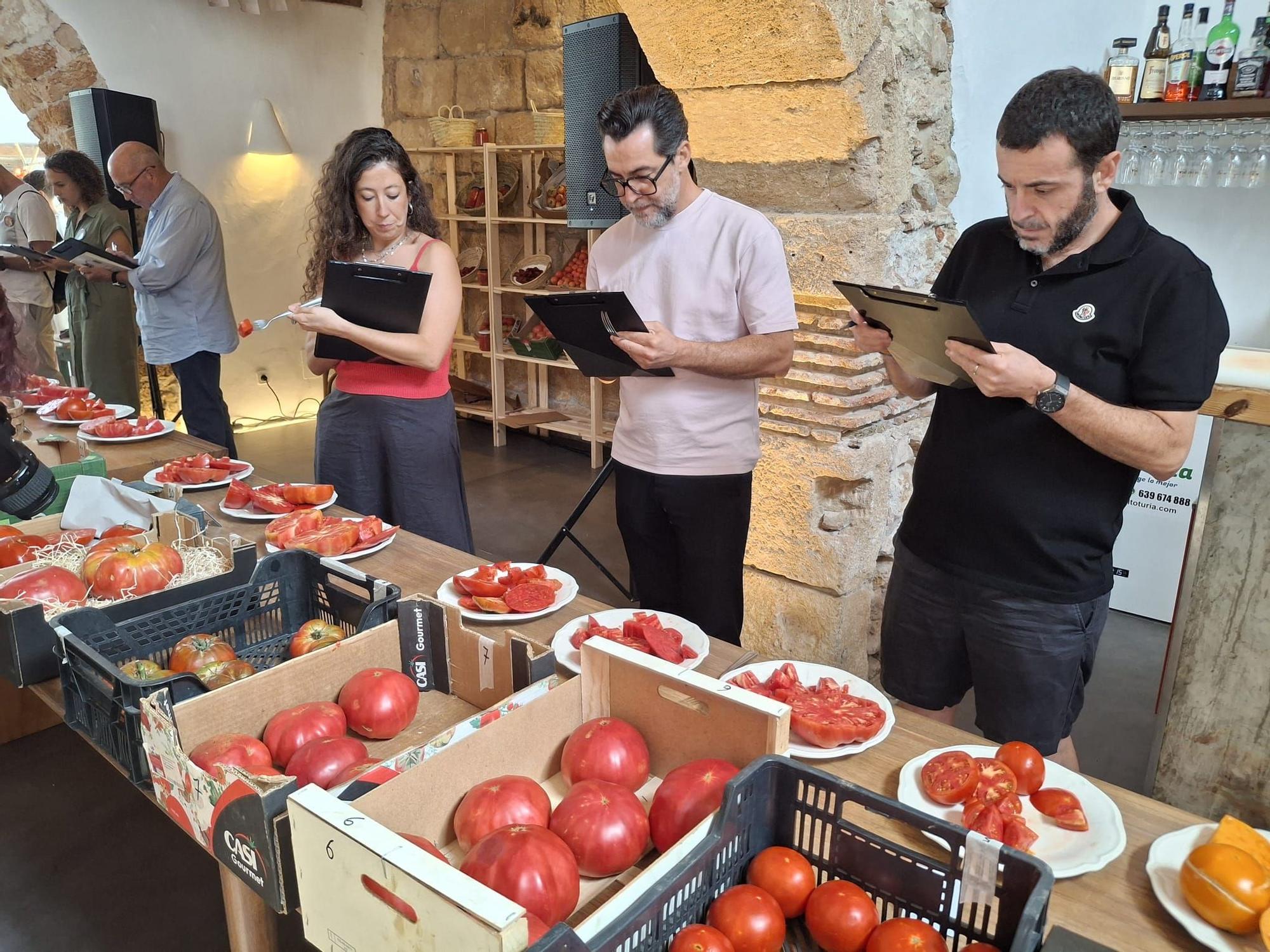 Las imágenes del concurso de la Millor Tomaca de la Marina de Els Magazinos de Dénia: huerta sin fronteras