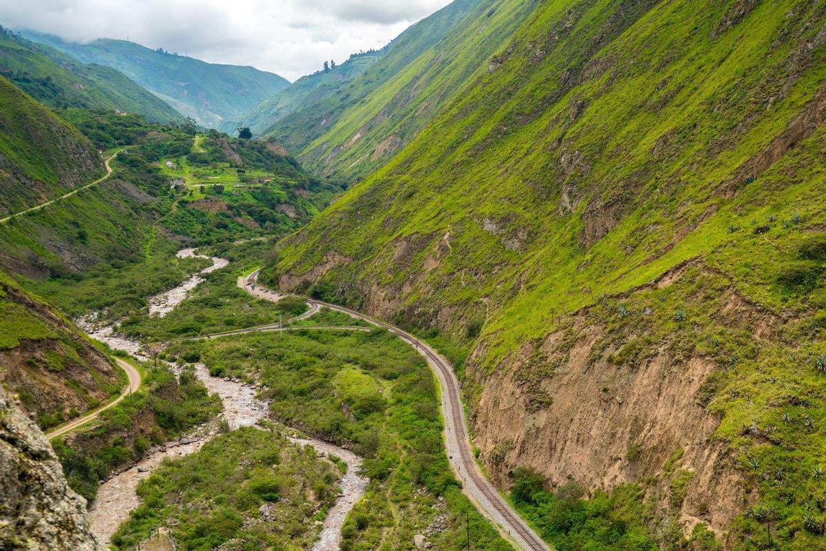 Nariz del Diablo, Ecuador