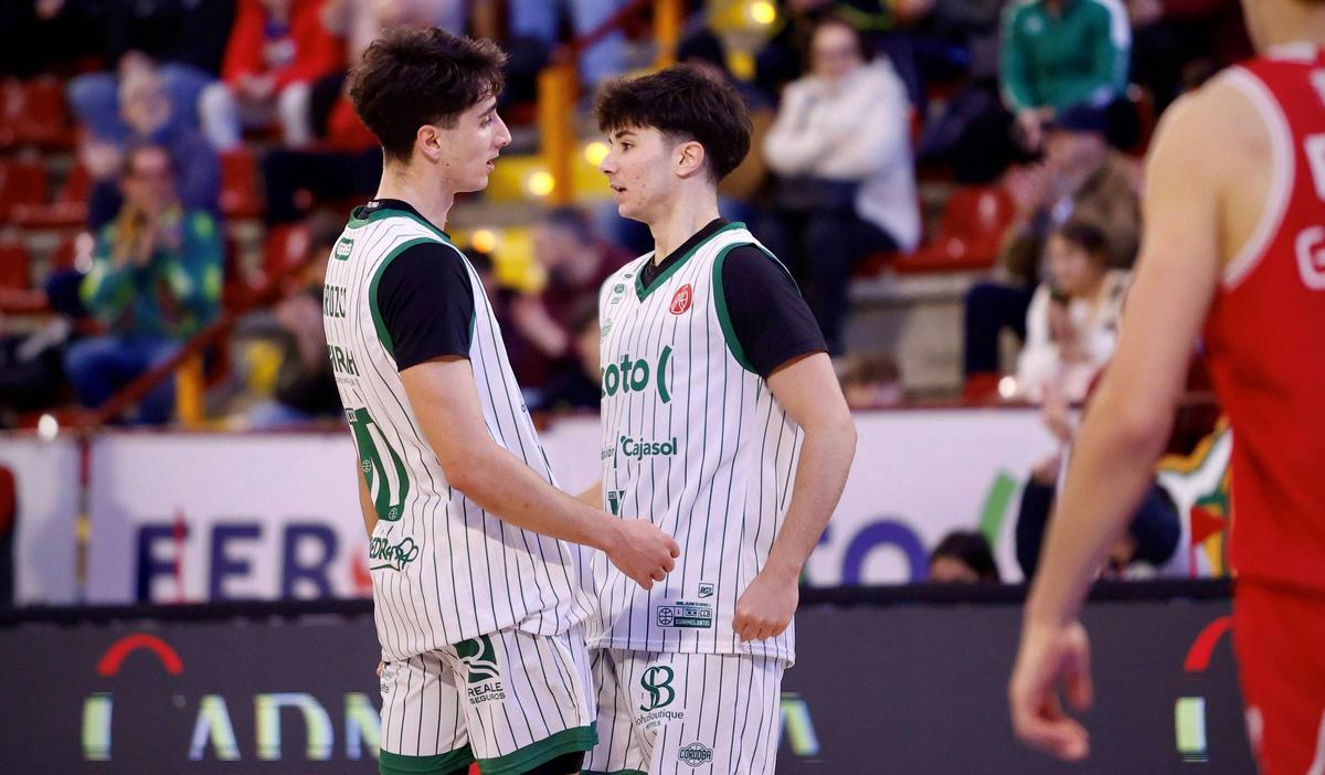 Gonzalo y Alejandro Orozco, en un encuentro de la presente temporada.
