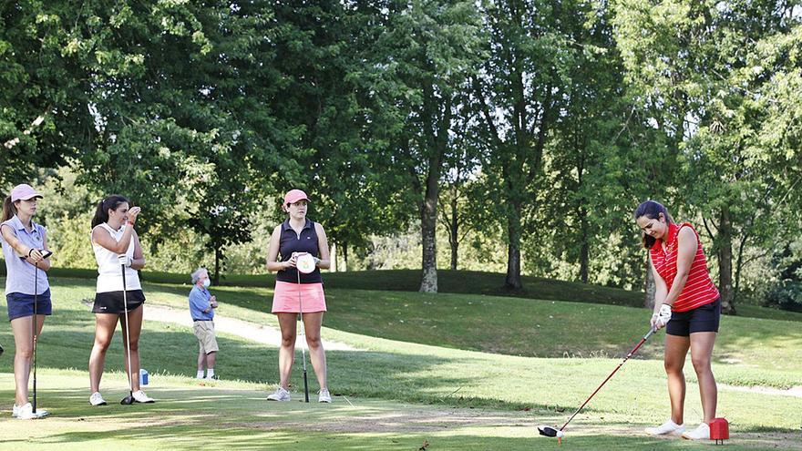 Torneo de golf LA NUEVA ESPAÑA, Trofeo Unicaja Banco: golpes con premio