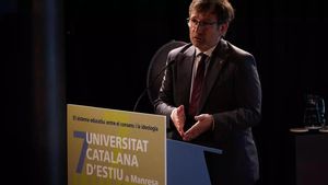 El conseller de Política Lingüística, Francesc Xavier Vila, durante la inauguración de la Universitat Catalana dEstiu.