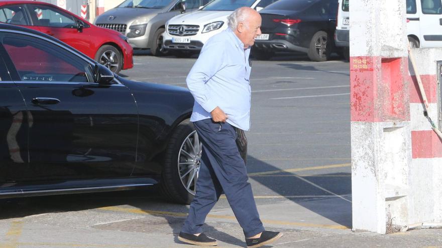 Amancio Ortega, grundare av Inditex, tjänar mer än 10 000 miljoner för första gången: 1,1 miljoner per timme