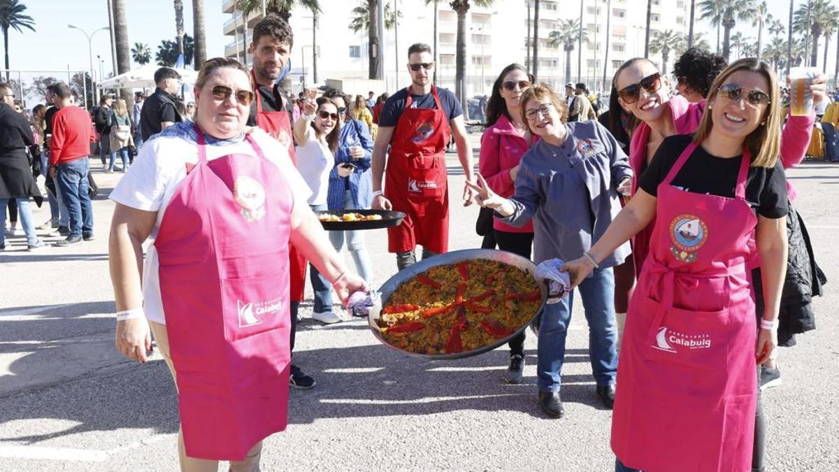 Las paellas, de camino a la evaluación del jurado.