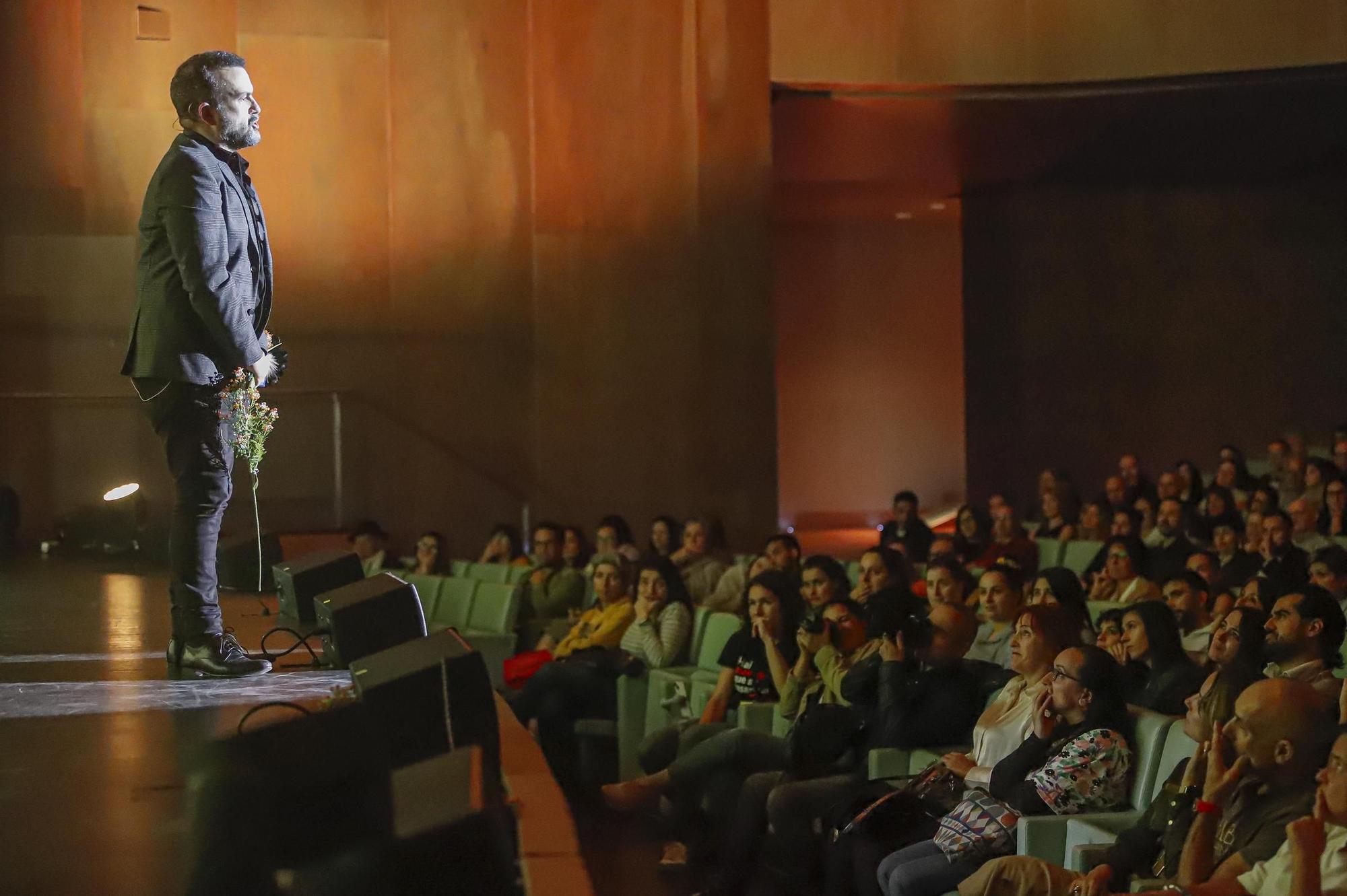 Cóctel de humor y música para recordar a Hemato