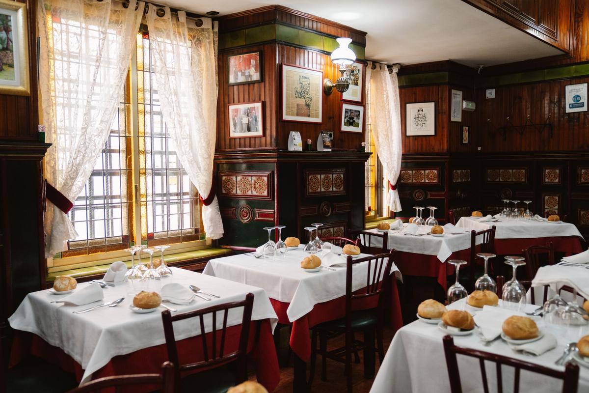 12.09.2025. MADRID. Imágenes del restaurante especializado en cocido La Bola, en Madrid. Foto: Alba Vigaray