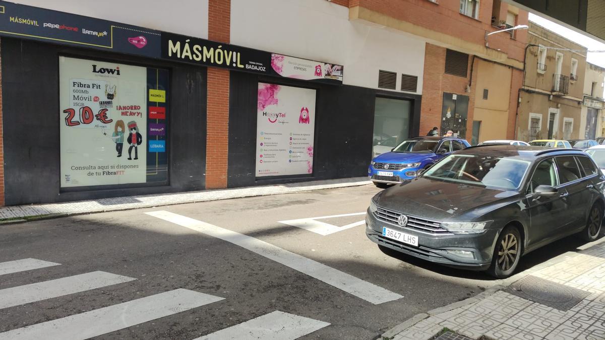 Lugar en el que ha caído un hombre de 42 años en la calle Galache Hoyuelos de Badajoz.