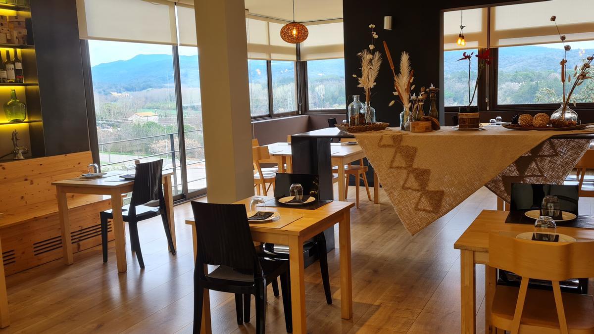 El restaurant Quatre Vents té unes magnífiques vistes al Montseny