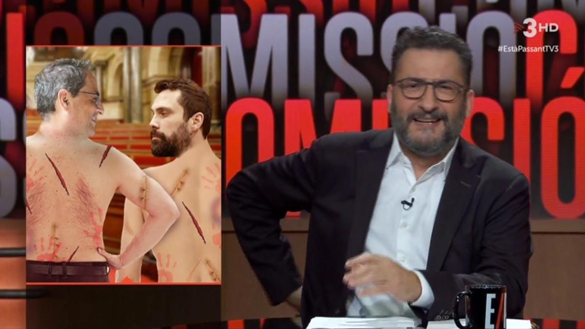 Abrazos sobre espaldas apuñaladas. Tú y yo somos tres. Por Ferran Monegal