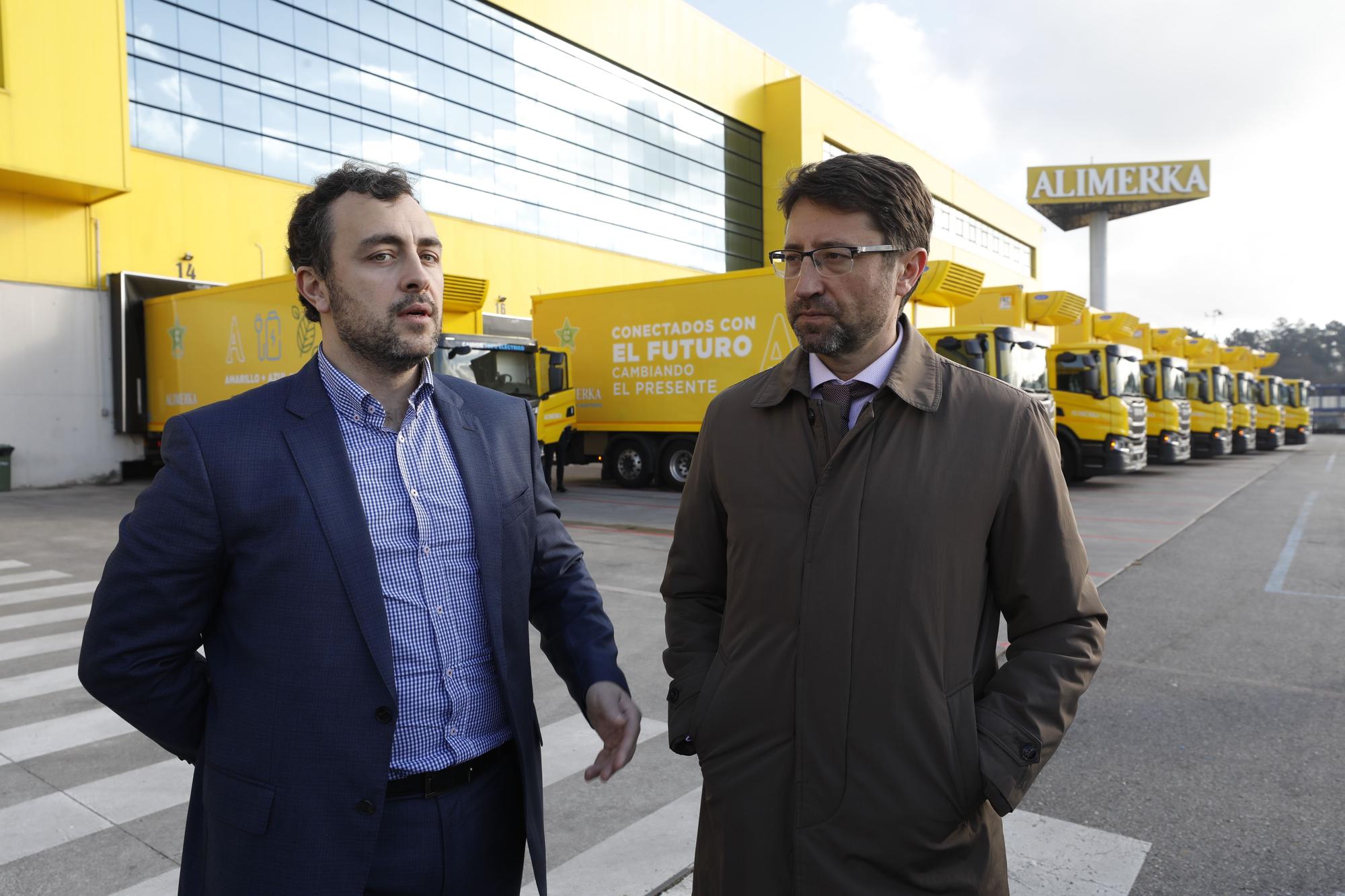 EN IMÁGENES: Así fue la presentación de la nueva flota de camiones eléctricos de Alimerka