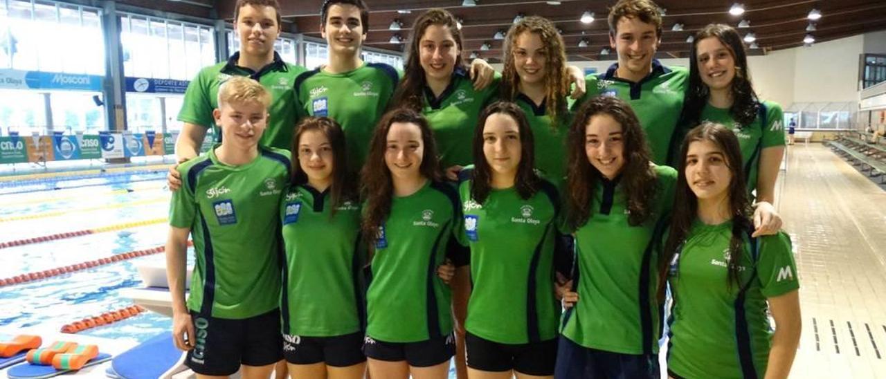 Los representantes del &quot;Oly&quot; en el nacional infantil y júnior antes de afrontar uno de los últimos entrenamientos.