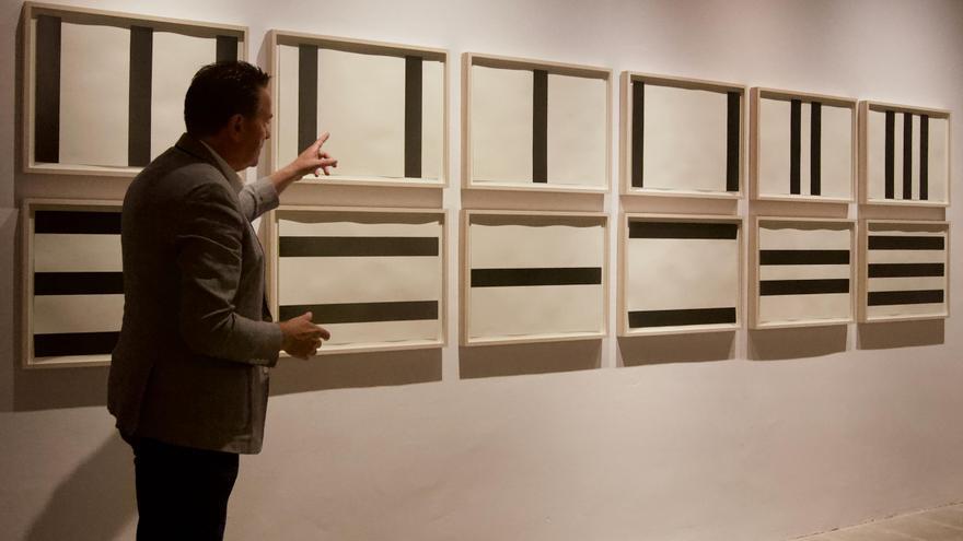 Fifty Shades of Black: Der Hamburger Künstler Frank Gerritz zeigt auf Mallorca minimalistische Werke