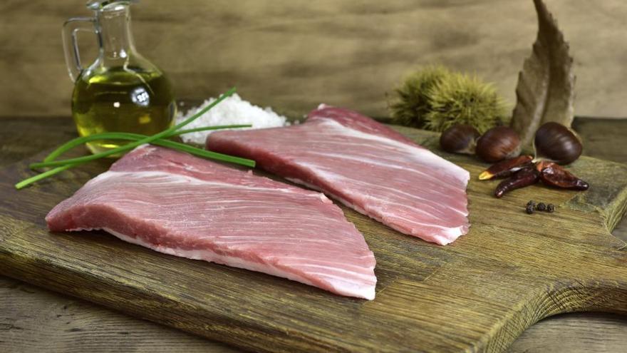 Carnes de cerdo alimentado con castañas, un manjar con sabor a tradición gallega