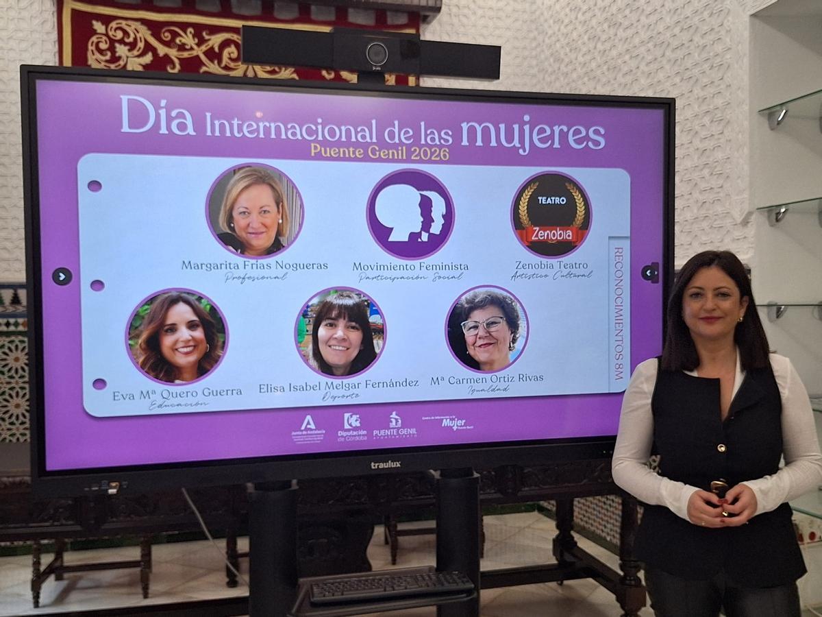 Asunción César presenta los galardones del 8M.