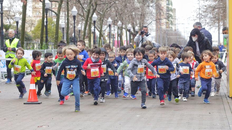 El atletismo tiene futuro en Castellón: Las mejores imágenes del Maratón Infantil