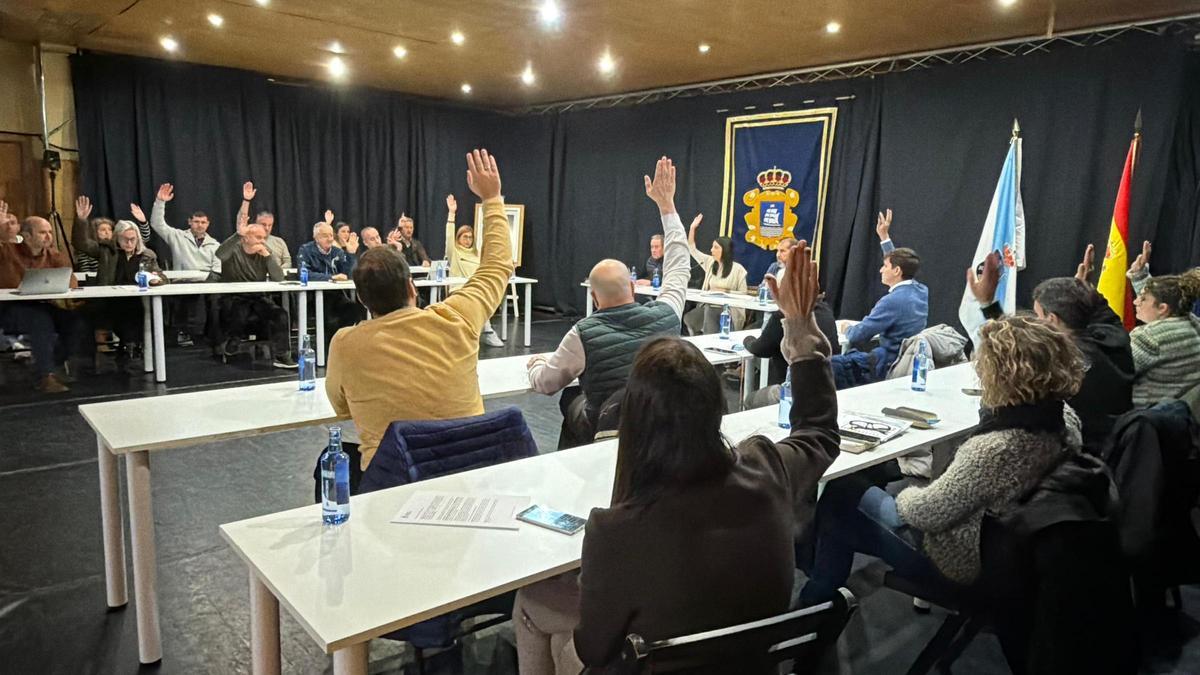 A Corporación acordou, por unanimidade, o traspaso do servizo.