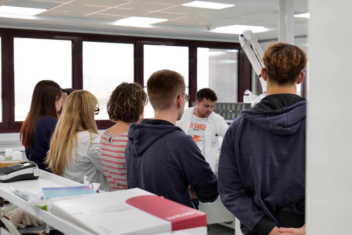 Grupo Colorobbia cuenta con 251 licenciados en Italia y España, 43 de ellos exclusivamente dedicados a I+D+i y 12 doctores de investigación (PhD).