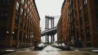 Nueva York, la ciudad de los rascacielos, los grandes museos y los barrios que parecen escenarios de cine