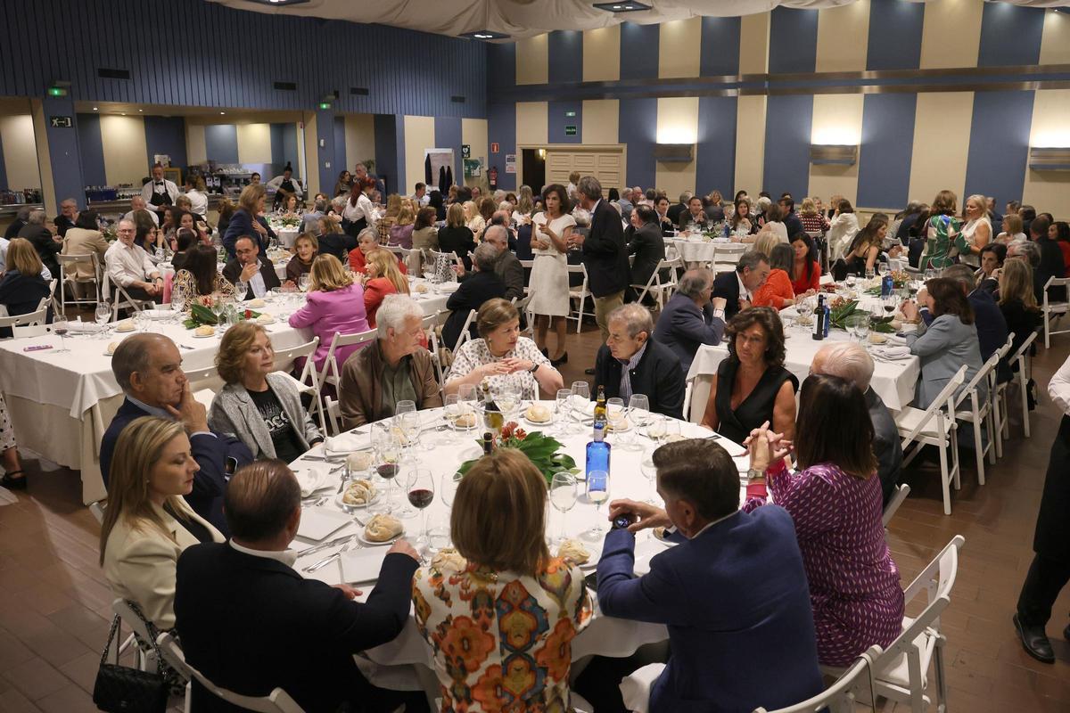 Cena benéfica en favor de Cáritas Vigo