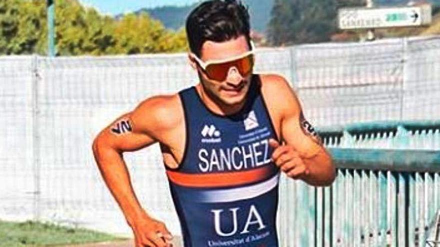 Sánchez Mantecón afronta  un atípico Mundial de Triatlón