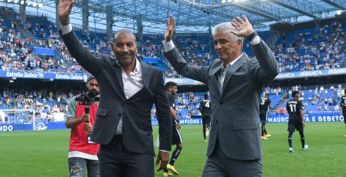 Mauro Silva y Bebeto, en su regreso a Riazor.  | // ARCAY / ROLLER AGENCIA