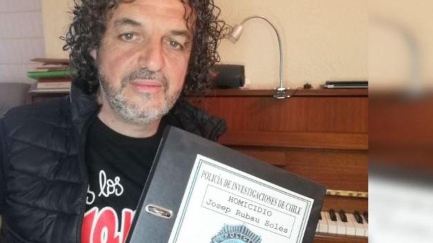 Un músic de Roses denuncia amb una cançó l'assassinat sense culpables del seu pare a Xile